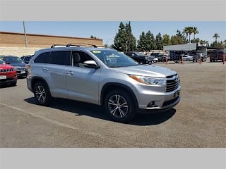 2016 Toyota Highlander XLE 5TDKKRFH1GS502950 2016 Toyota Highlander XLE