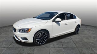 2018 Volvo S60 T5 Dynamic YV140MTLXJ2454836 2018 Volvo S60 T5 Dynamic