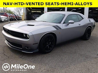 2016 Dodge Challenger R/T Scat Pack 2C3CDZFJ0GH345223 2016 Dodge Challenger R/T Scat Pack