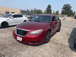 2013 Chrysler 200 Limited 1C3CCBCG9DN689199 2013 Chrysler 200 Limited