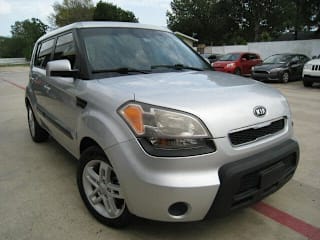2011 Kia Soul KNDJT2A2XB7716518 2011 Kia Soul