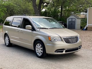 2014 Chrysler Town and Country 2C4RC1BG6ER131462 2014 Chrysler Town and Country