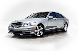 2011 Mercedes-Benz S-Class WDDNG7BBXBA373123 2011 Mercedes-Benz S-Class