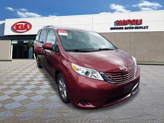 2017 Toyota Sienna LE 8-Passenger 5TDKZ3DC3HS816925 2017 Toyota Sienna LE 8-Passenger