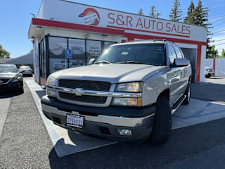 2005 Chevrolet Avalanche 1500 LS 3GNEC12Z85G136823 2005 Chevrolet Avalanche 1500 LS
