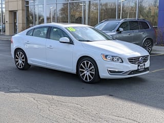 2016 Volvo S60 LYV612TK6GB107986 2016 Volvo S60