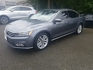 2017 Volkswagen Passat 1.8T SEL Premium 1VWCT7A30HC015417 2017 Volkswagen Passat 1.8T SEL Premium