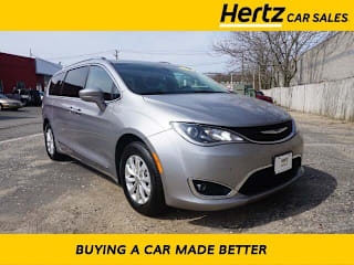 2019 Chrysler Pacifica Touring L 2C4RC1BG2KR650813 2019 Chrysler Pacifica Touring L