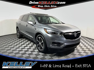 2018 Buick Enclave Essence 5GAEVAKWXJJ224615 2018 Buick Enclave Essence