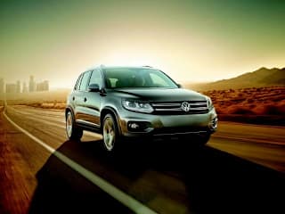 2012 Volkswagen Tiguan WVGBV7AX7CW561016 2012 Volkswagen Tiguan