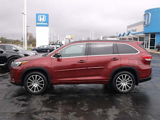 2018 Toyota Highlander XLE 5TDJZRFH1JS541326 2018 Toyota Highlander XLE