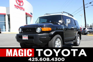2007 Toyota FJ Cruiser Base JTEBU11FX70037973 2007 Toyota FJ Cruiser Base