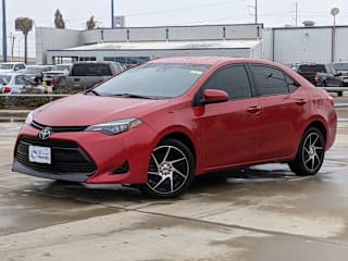 2017 Toyota Corolla LE 5YFBURHE8HP717815 2017 Toyota Corolla LE