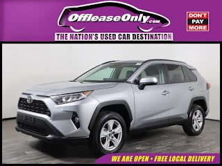 2019 Toyota RAV4 XLE 2T3P1RFV3KC008449 2019 Toyota RAV4 XLE