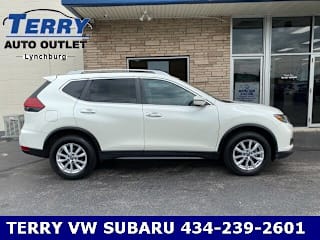 2017 Nissan Rogue SV 5N1AT2MV8HC793146 2017 Nissan Rogue SV