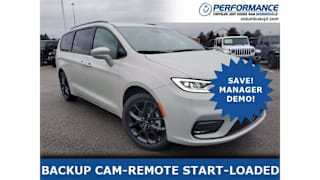 2021 Chrysler Pacifica Touring 2C4RC1FG9MR500615 2021 Chrysler Pacifica Touring