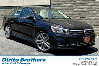 2018 Volkswagen Passat 2.0T R-Line 1VWAA7A37JC004465 2018 Volkswagen Passat 2.0T R-Line