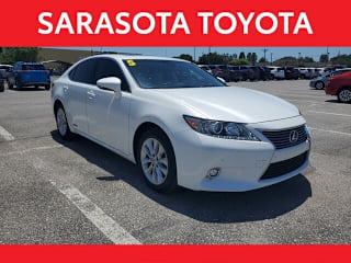 2015 Lexus ES 300h Base JTHBW1GG4F2082830 2015 Lexus ES 300h Base