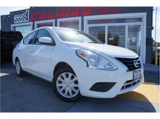 2018 Nissan Versa 3N1CN7AP7JL827682 2018 Nissan Versa