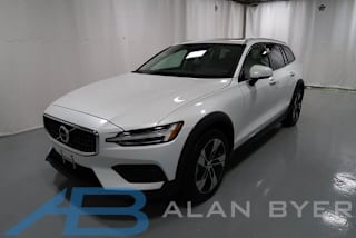 2020 Volvo V60 Cross Country T5 YV4102WK8L1047863 2020 Volvo V60 Cross Country T5