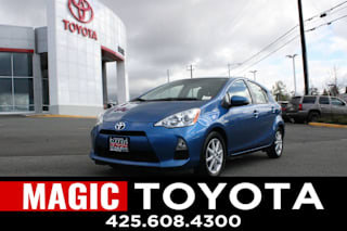 2014 Toyota Prius c Three JTDKDTB38E1060762 2014 Toyota Prius c Three
