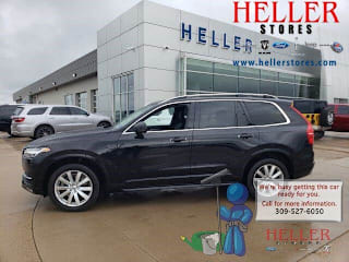 2016 Volvo XC90 T6 Momentum YV4A22PK7G1044452 2016 Volvo XC90 T6 Momentum