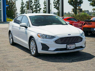 2019 Ford Fusion Hybrid SE 3FA6P0LU1KR174575 2019 Ford Fusion Hybrid SE