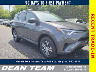 2018 Toyota RAV4 LE 2T3ZFREV7JW516805 2018 Toyota RAV4 LE