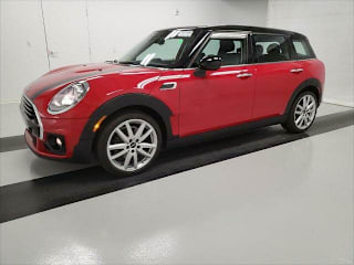 2017 MINI Clubman Cooper WMWLN5C53H2E32925 2017 MINI Clubman Cooper