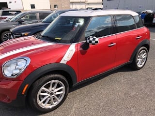 2016 MINI Countryman Cooper WMWZB3C51GWR48230 2016 MINI Countryman Cooper