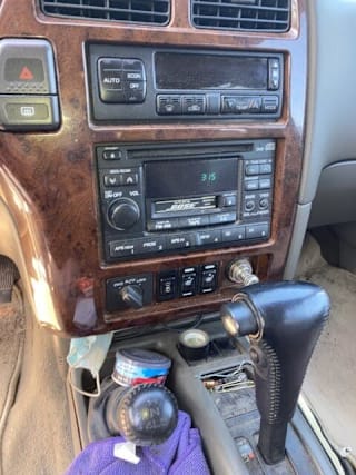 1998 Infiniti QX4 Base JNRAR05YXWW032274 1998 Infiniti QX4 Base