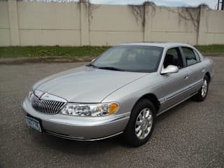 2002 Lincoln Continental Base 1LNHM97V12Y681850 2002 Lincoln Continental Base