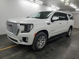 2021 GMC Yukon XL 1GKS2JKL9MR282208 2021 GMC Yukon XL