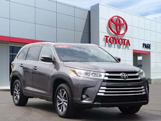 2017 Toyota Highlander XLE 5TDJZRFH5HS460775 2017 Toyota Highlander XLE