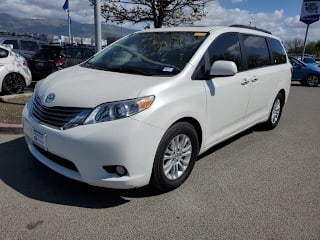 2017 Toyota Sienna 5TDYZ3DC1HS832647 2017 Toyota Sienna