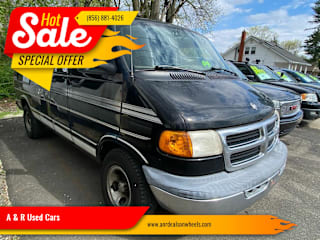 1998 Dodge Ram Van 2B6HB11Y9WK1C4565 1998 Dodge Ram Van