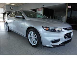 2017 Chevrolet Malibu LT 1G1ZE5ST0HF175735 2017 Chevrolet Malibu LT