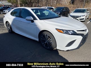2018 Toyota Camry 4T1B11HK8JU599320 2018 Toyota Camry