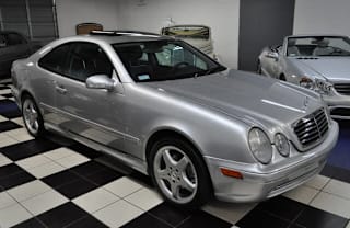 2000 Mercedes-Benz CLK CLK 430 WDBLJ70G6YF161542 2000 Mercedes-Benz CLK CLK 430
