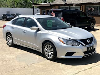 2017 Nissan Altima 1N4AL3AP0HC225902 2017 Nissan Altima