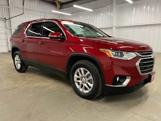 2019 Chevrolet Traverse LT Cloth 1GNERGKWXKJ152040 2019 Chevrolet Traverse LT Cloth