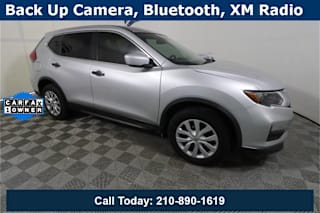 2017 Nissan Rogue S KNMAT2MT7HP598683 2017 Nissan Rogue S