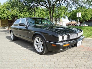 2001 Jaguar XJR Base SAJDA15B11MF30068 2001 Jaguar XJR Base