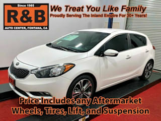 2016 Kia Forte5 KNAFX5A82G5528589 2016 Kia Forte5