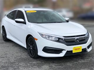 2018 Honda Civic 2HGFC2F58JH536497 2018 Honda Civic