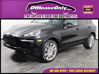 2017 Porsche Cayenne Platinum Edition WP1AA2A23HKA88828 2017 Porsche Cayenne Platinum Edition