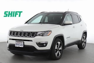 2018 Jeep Compass Latitude 3C4NJCBB2JT137142 2018 Jeep Compass Latitude