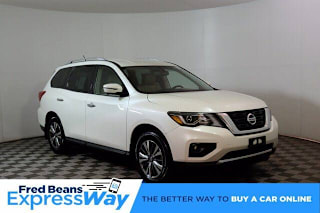 2018 Nissan Pathfinder SL 5N1DR2MM7JC657051 2018 Nissan Pathfinder SL