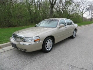 2010 Lincoln Town Car Signature Limited 2LNBL8CV7AX626617 2010 Lincoln Town Car Signature Limited