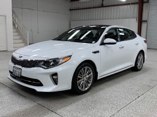 2018 Kia Optima SX Turbo 5XXGV4L23JG188422 2018 Kia Optima SX Turbo